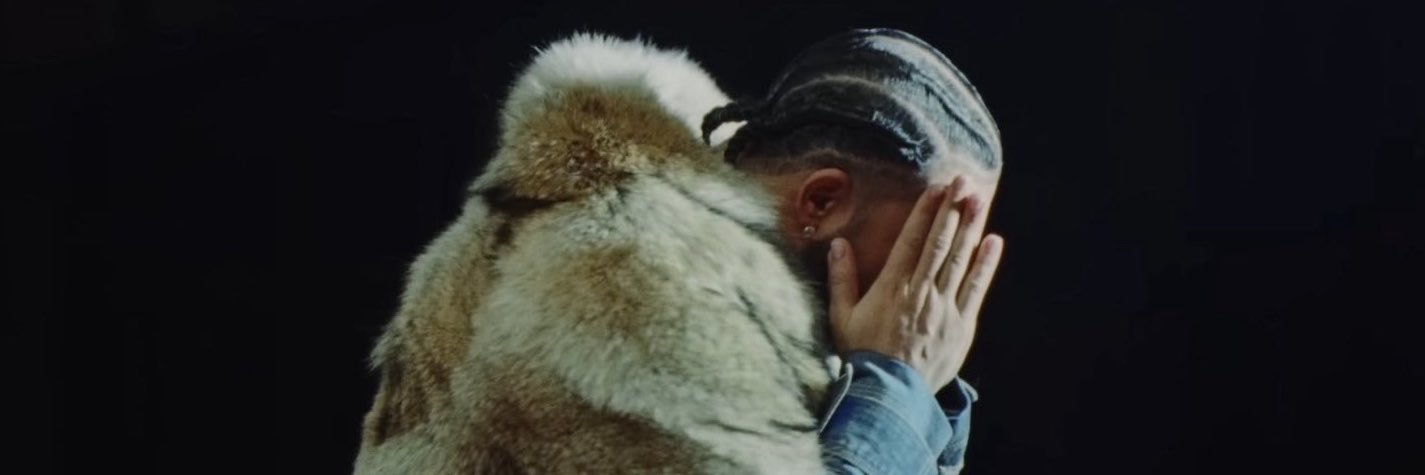 anajuliazx's profile banner image
