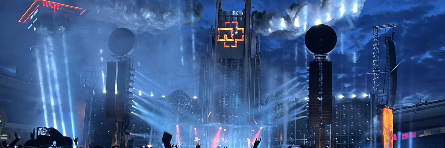 Hallapop's profile banner image