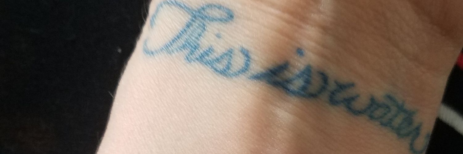 LauraVDubs's profile banner image
