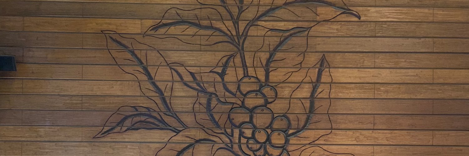 Athan M 🍜🎮🏳️‍🌈🌸🍉 banner