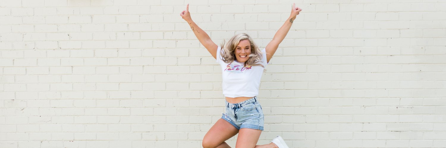 oliviawhite__'s profile banner image