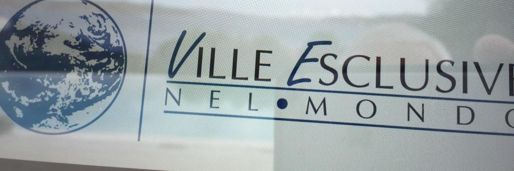 VilleEsclusive's profile banner image