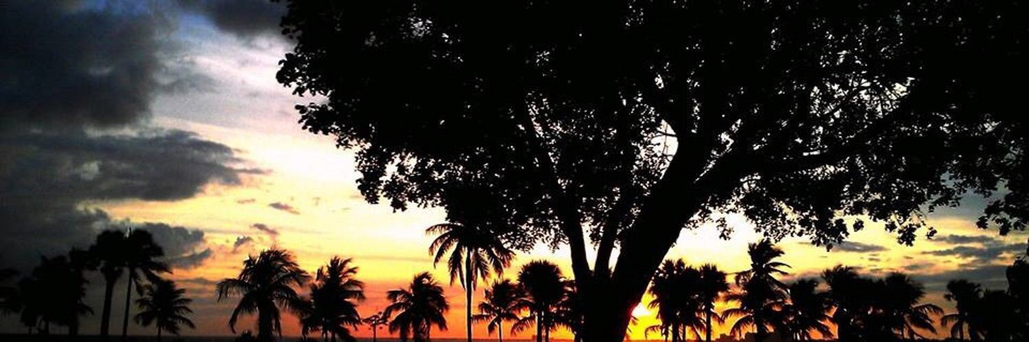 PilotIzee's profile banner image