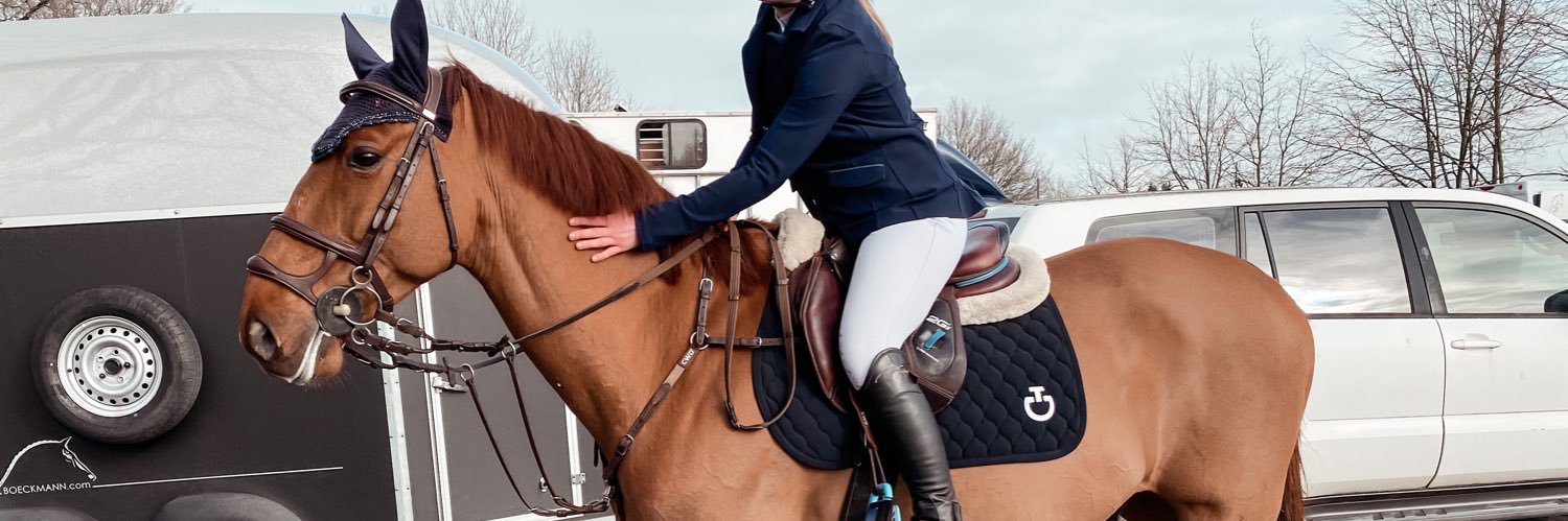 chloe_dbinv's profile banner image