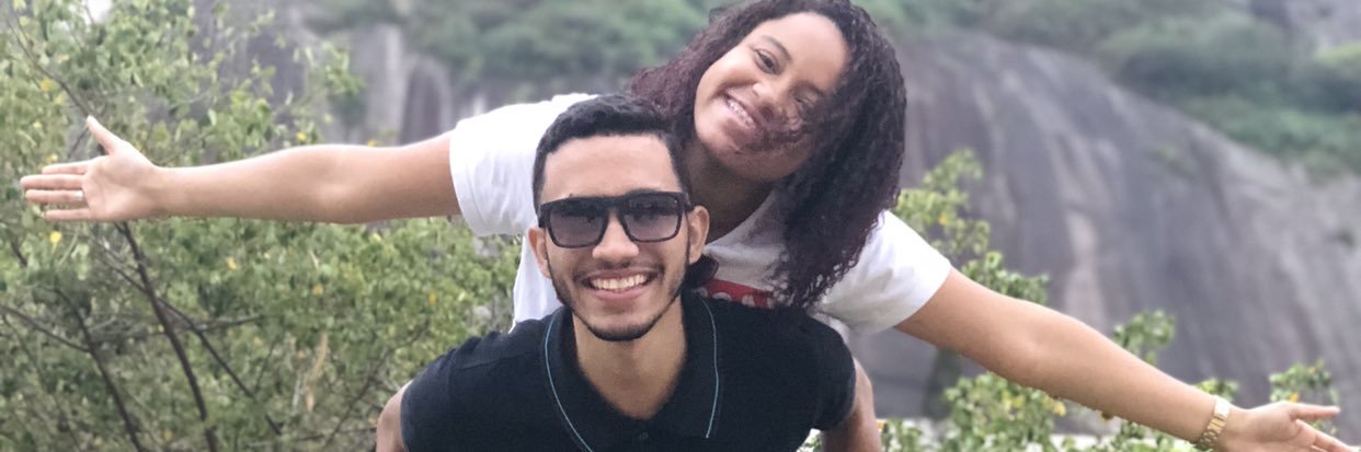 moymoza's profile banner image