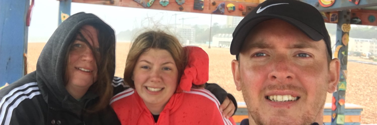 S12_Red's profile banner image