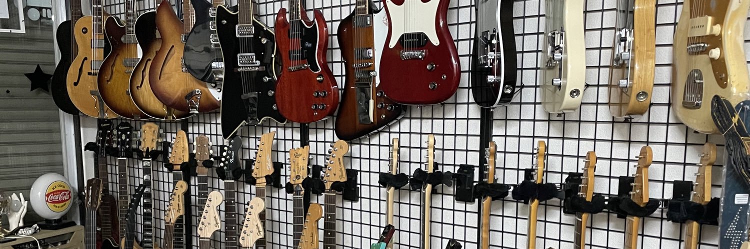 Goodness Guitars The Real Shop Man Cave 上尾のギター屋 banner