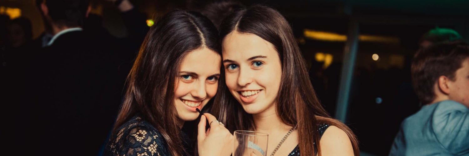 faveere_f's profile banner image
