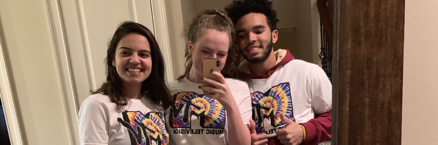 amelia_fenn's profile banner image