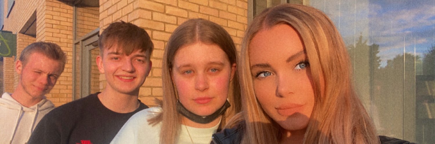 ZoeKnagg's profile banner image