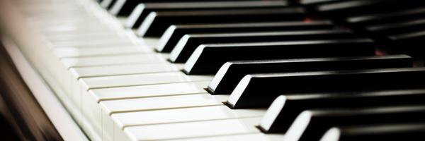 MusicallyLisa Profile Banner
