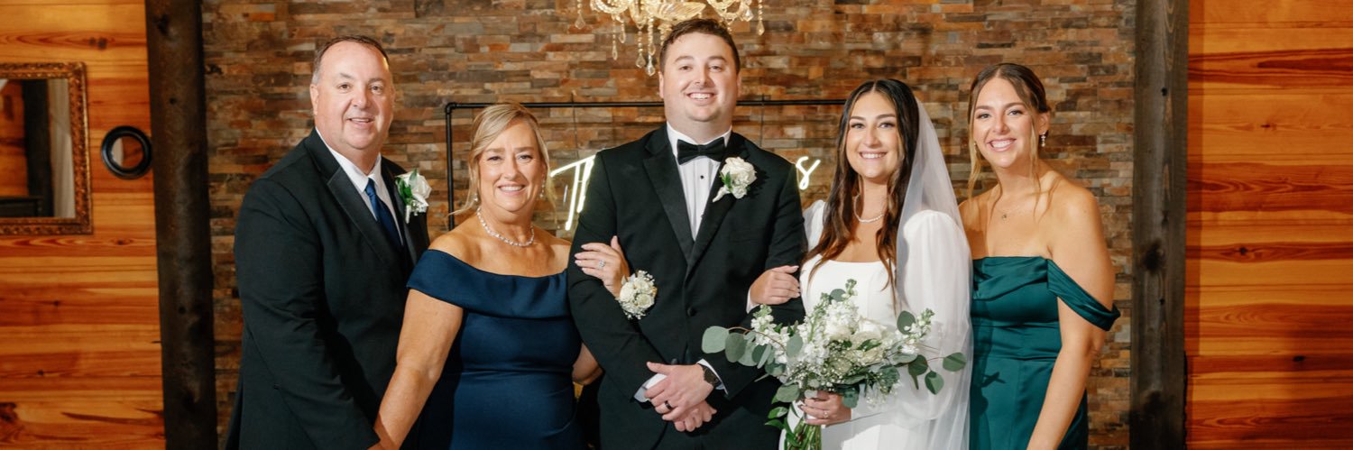 daniellelobozzo's profile banner image