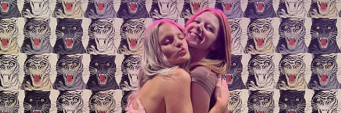 Hannah__16's profile banner image