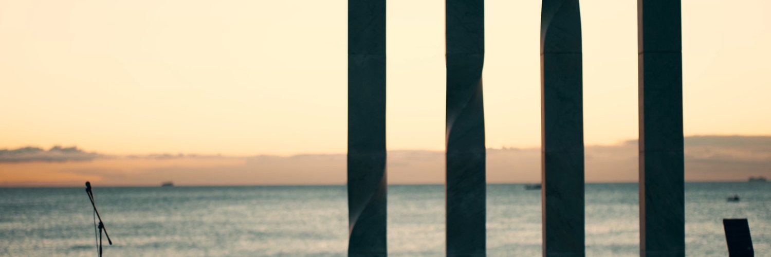 Sebastián C. Santisteban banner