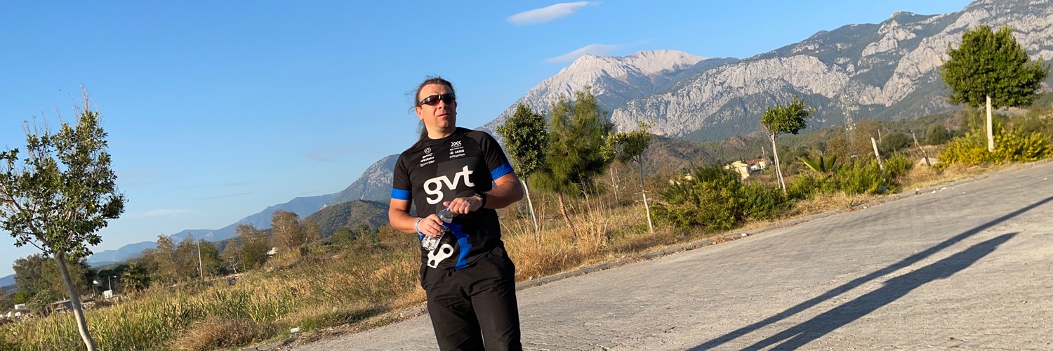 czacheur's profile banner image