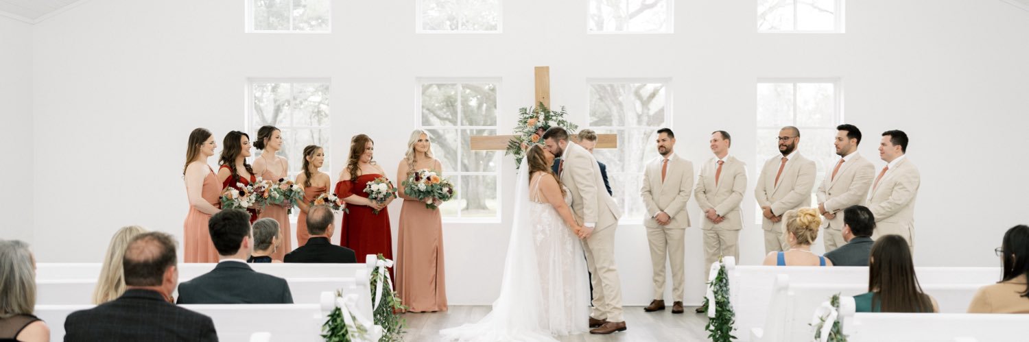 casey__leigh__'s profile banner image