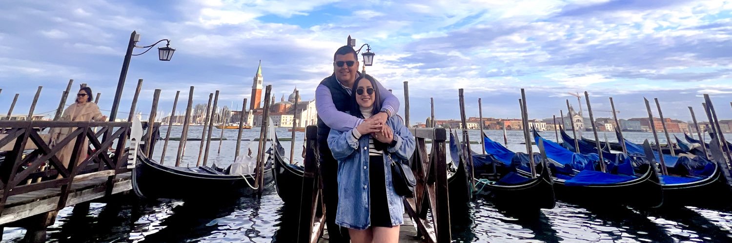 adrianamg25's profile banner image