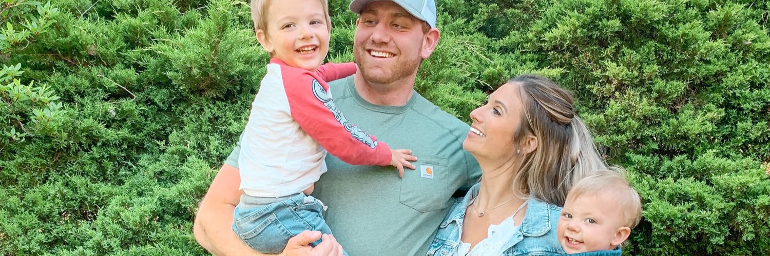 AmandaBinkley's profile banner image