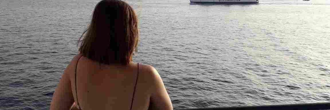 deborahowtwit's profile banner image