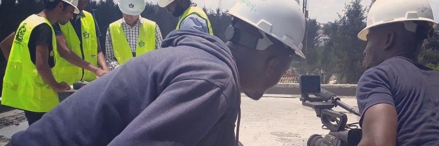 Dewo_Scott's profile banner image