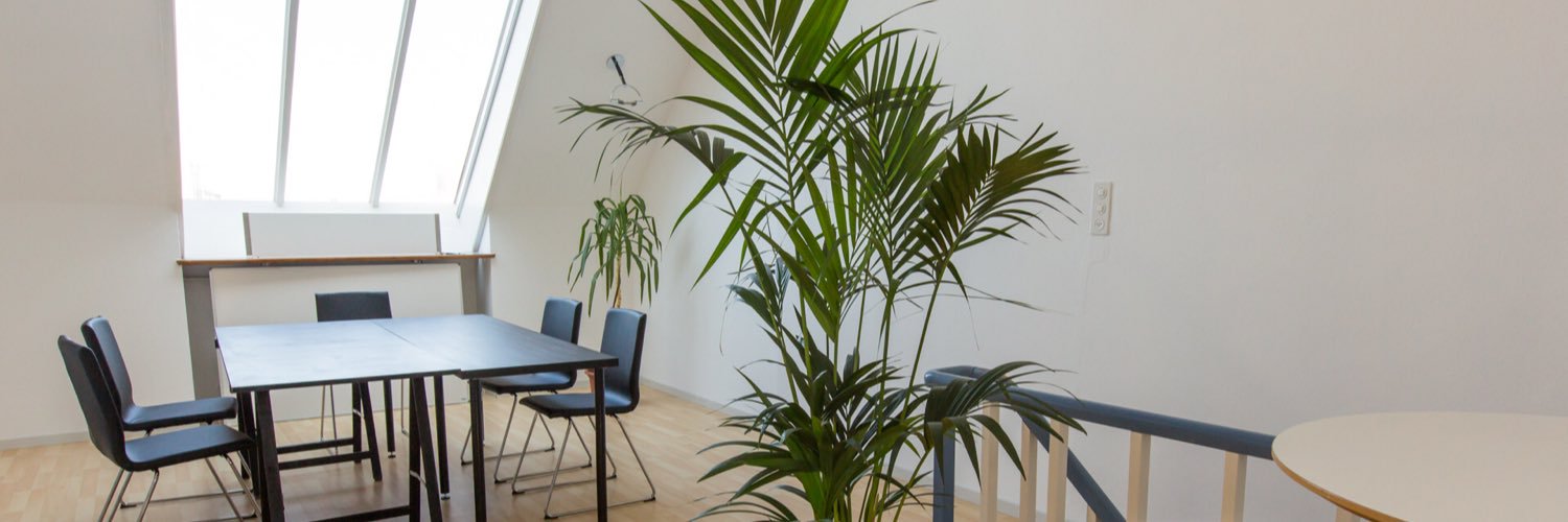 workcentral_ch's profile banner image