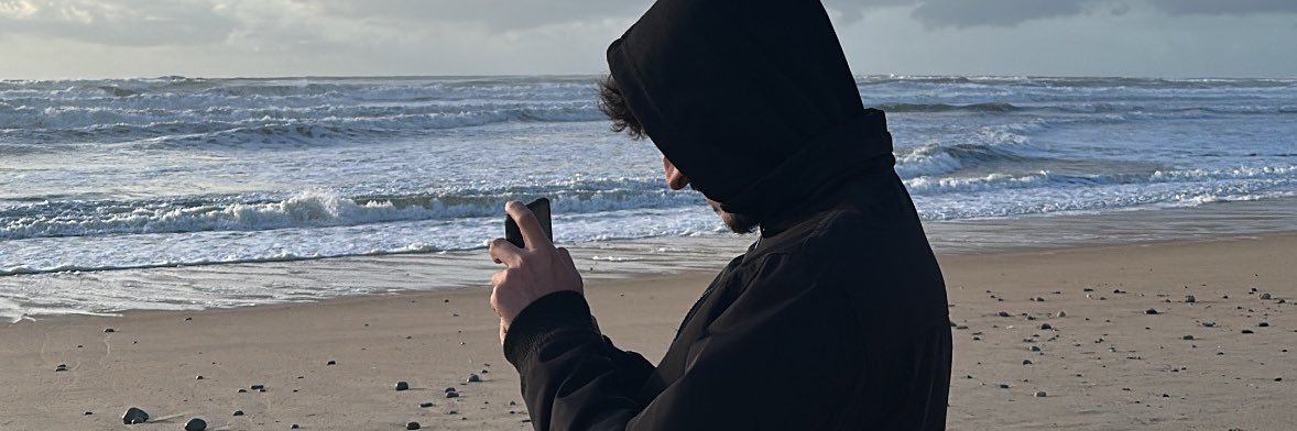 dfgmz's profile banner image
