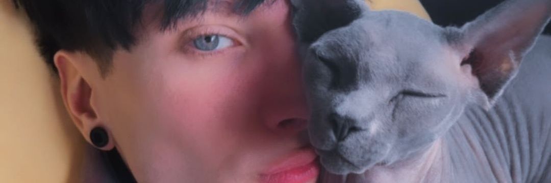 LauraR0709's profile banner image