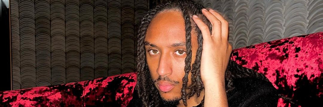 LOVREMY's profile banner image