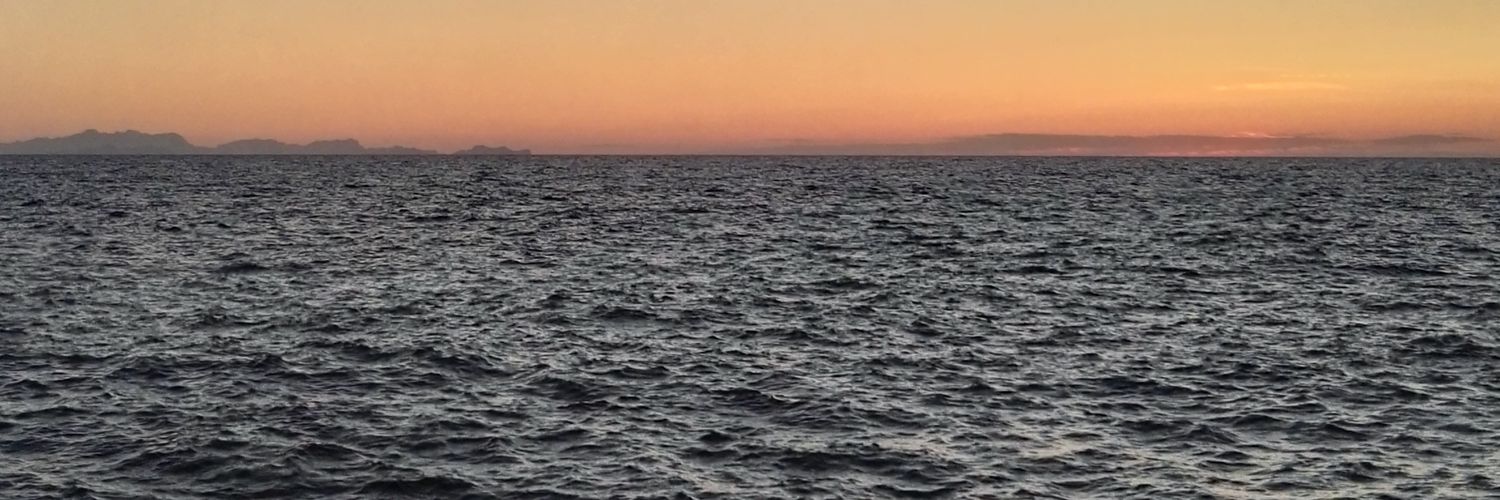 enekocm's profile banner image