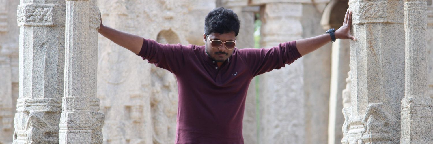 vigneshiem's profile banner image