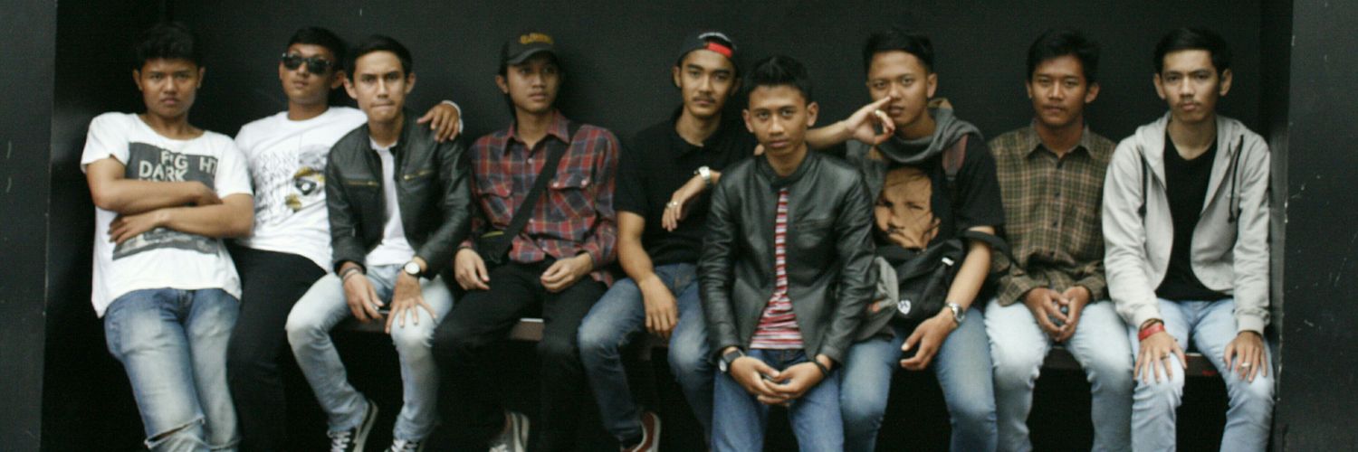 rezawahid's profile banner image
