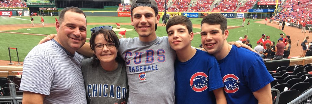 mommapooler's profile banner image