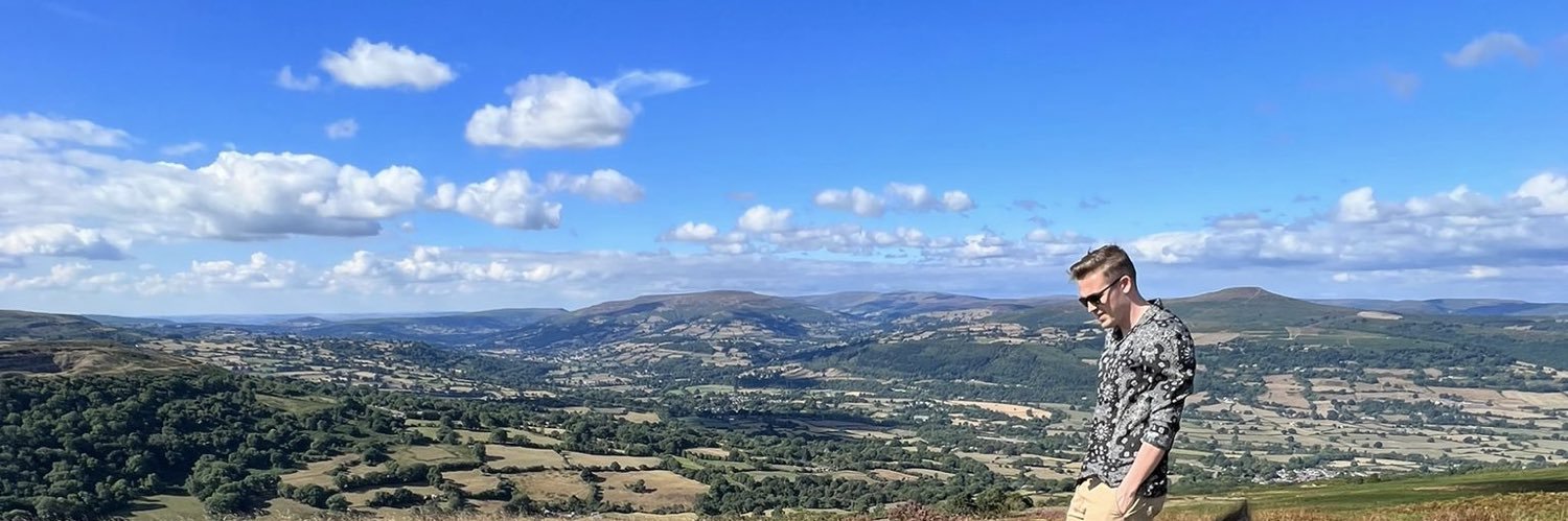 Elliot banner