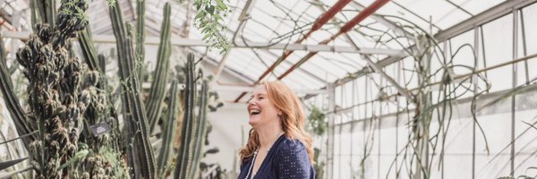 gigibates Profile Banner