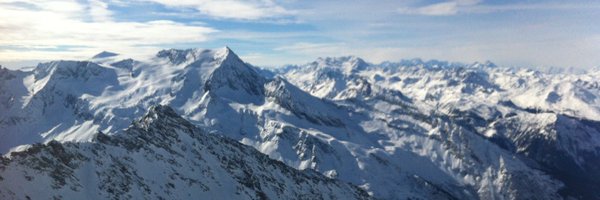 illa71 Profile Banner