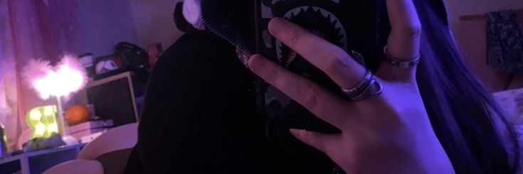 tinnmellya's profile banner image