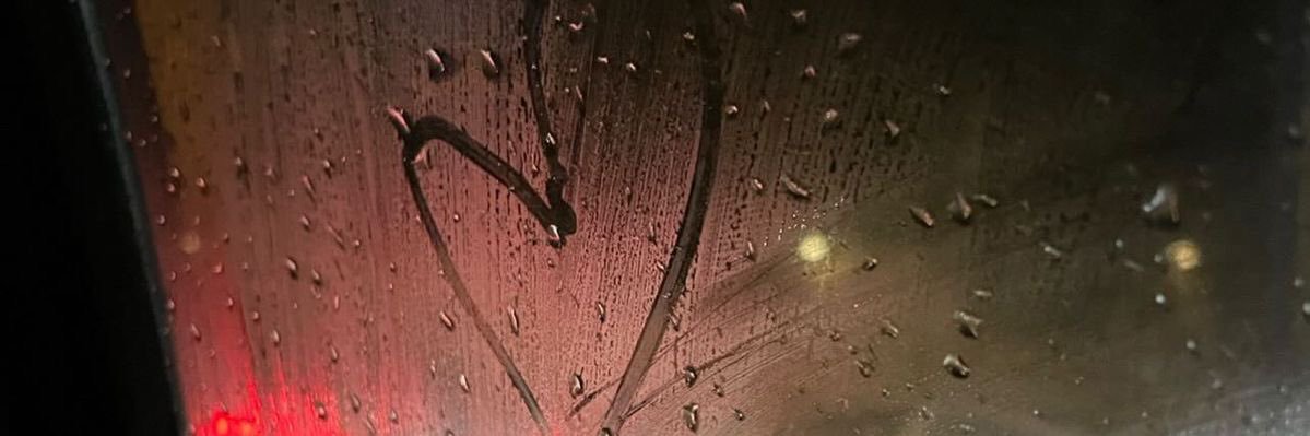 omveoo's profile banner image