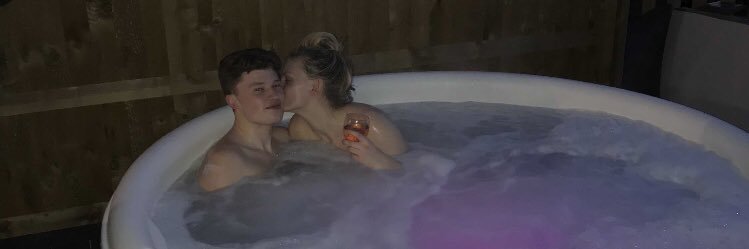 daisyphillipsz's profile banner image