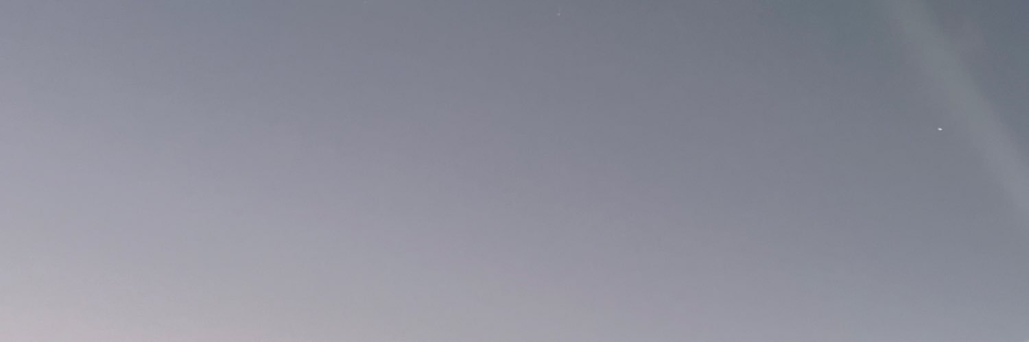 daixne's profile banner image