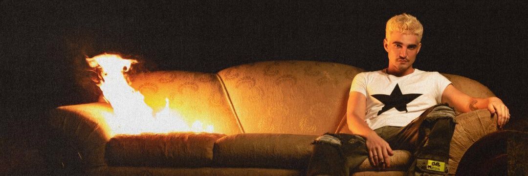 assylealne's profile banner image