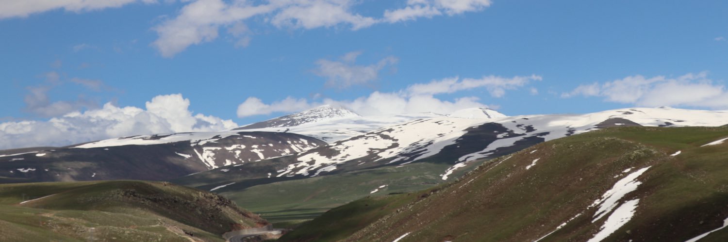 by_lal's profile banner image