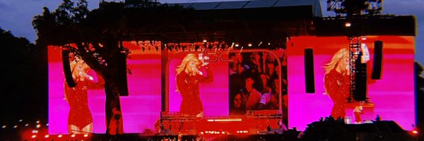 chloe_omelia Profile Banner