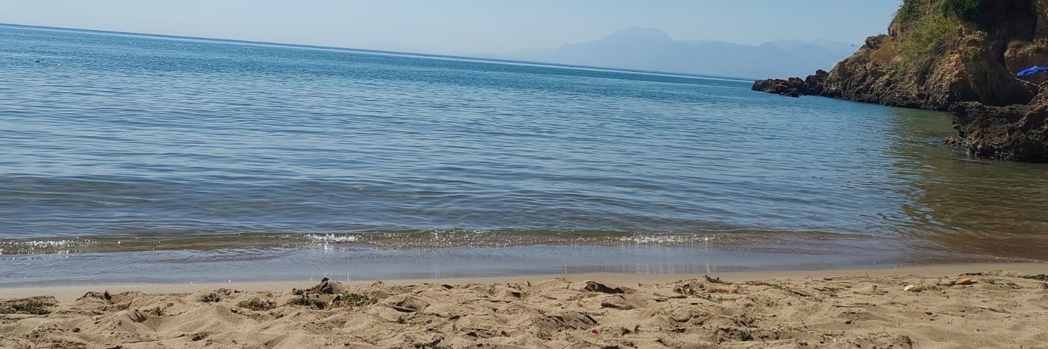 mharzem's profile banner image