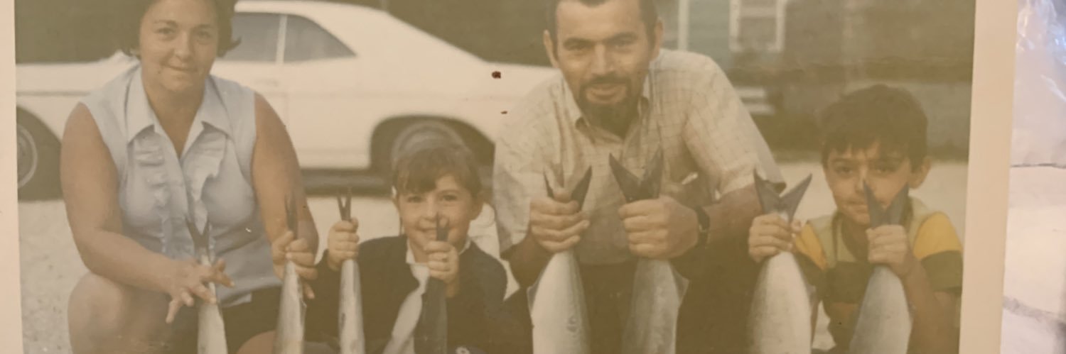robertme0la's profile banner image