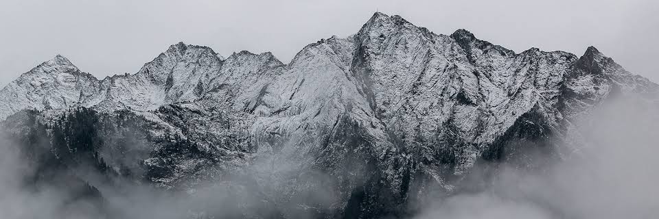 refikkrts's profile banner image
