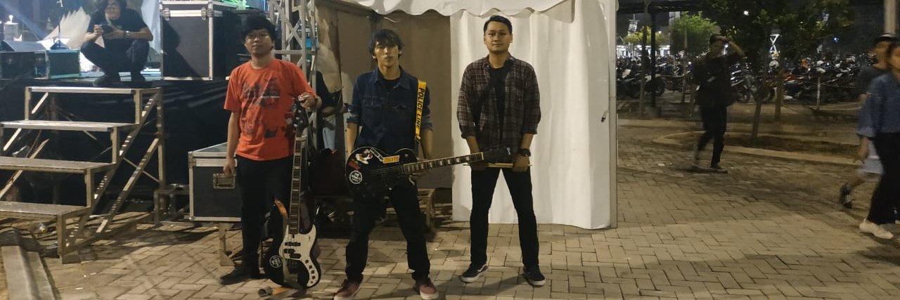 nchiezt_addict's profile banner image