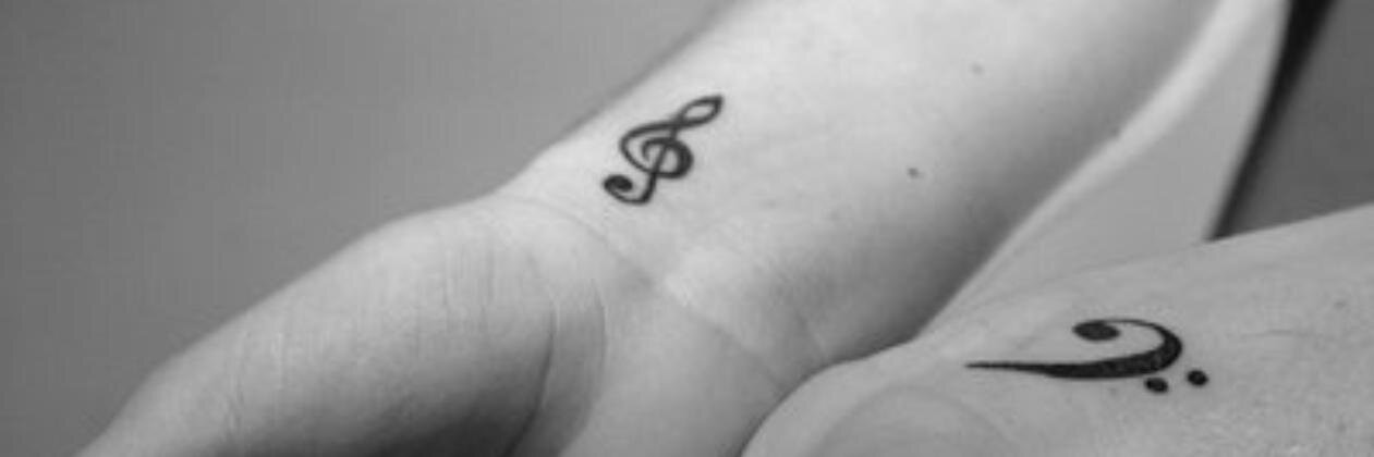 winy_fernandes's profile banner image