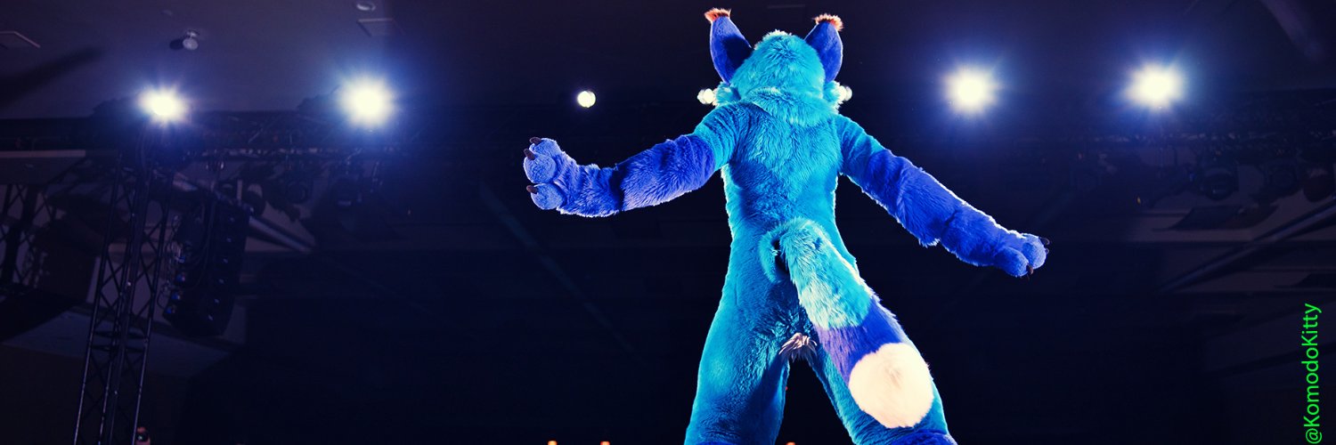 𝙅𝙚𝙨𝙨𝙚 𝗕𝗹𝘂𝗲𝗳𝗼𝘅 (He/Him 🇨🇦) banner