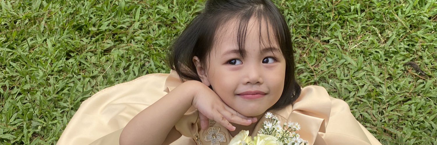 elainemsayy's profile banner image