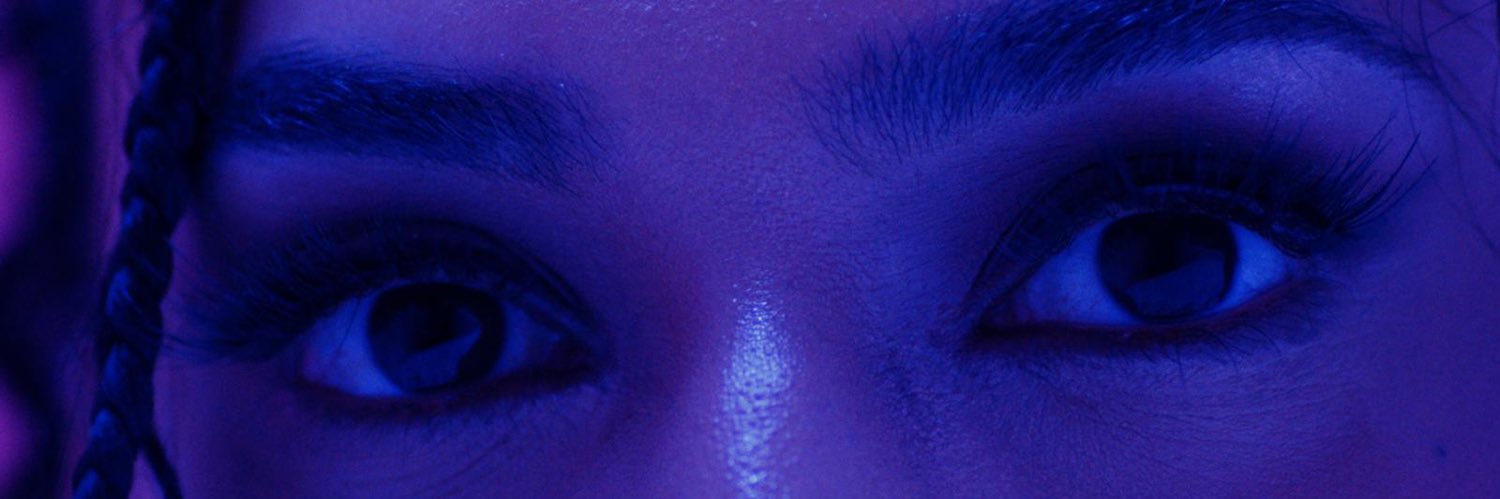 Merunisaa's profile banner image